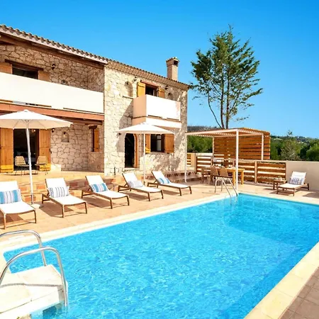 Artemisia By * Агиос-Николаос