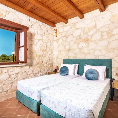 Artemisia By * אגיוס ניקולאוס