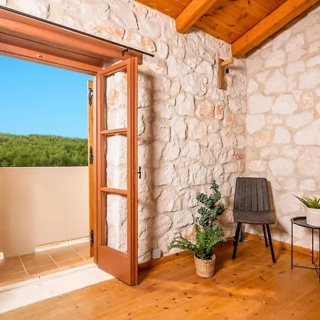 Artemisia By וילה *